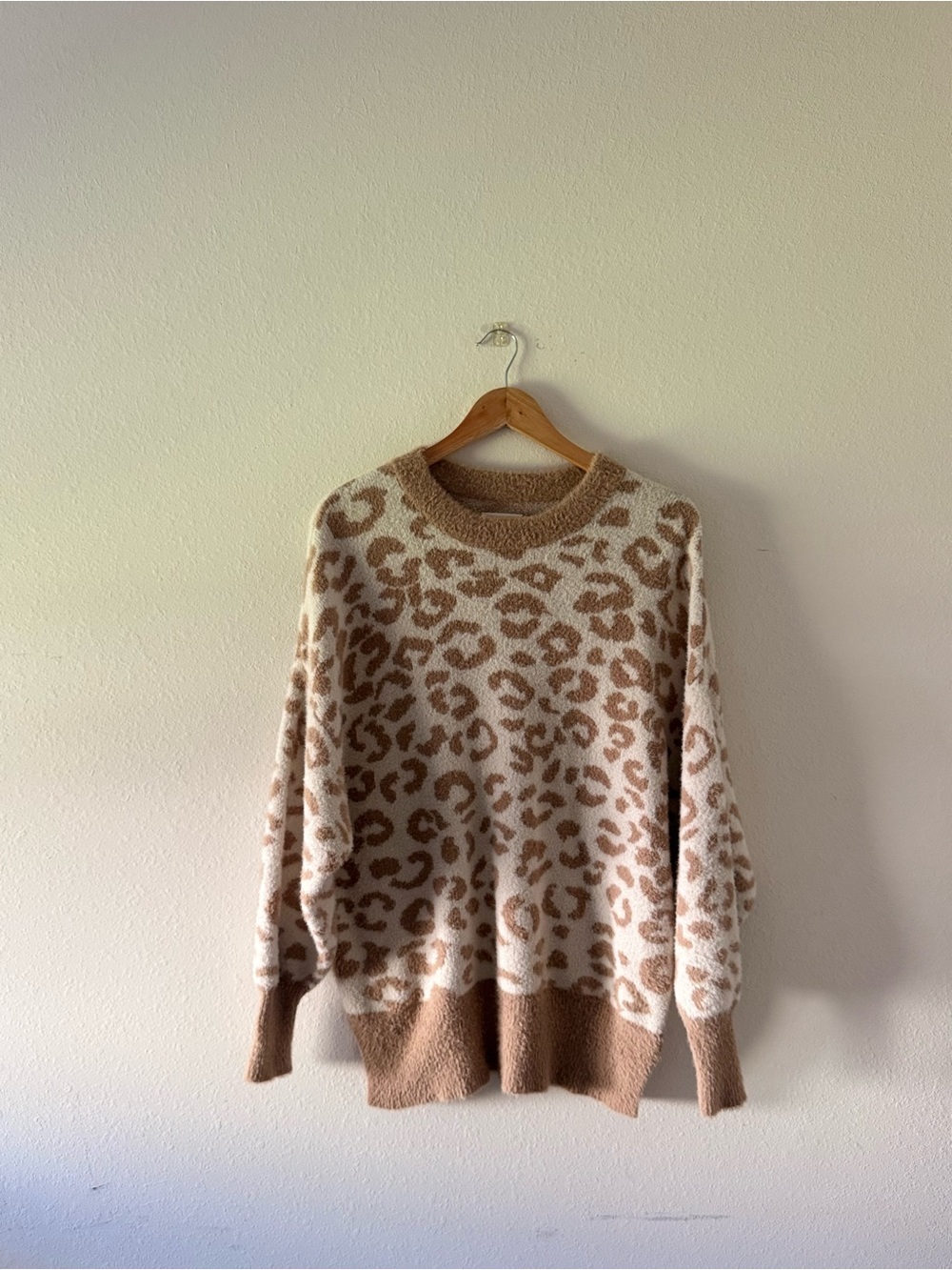 Aerie Cozy Leopard Print Crewneck Sweater - Cream & Brown